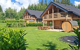 Pur Natur! Wandern und Skifahren - Trahütti Premium Lodges